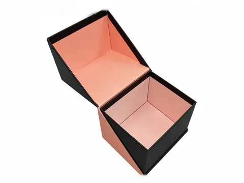 Black Cube Box with Coral Interior by Xinhua Pack Legend