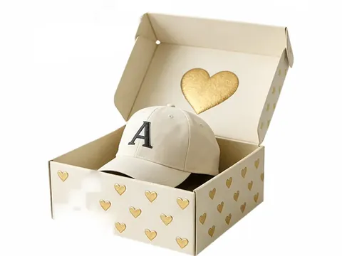 Cream Mailer Box with Gold Heart Print by Xinhua Pack Legend