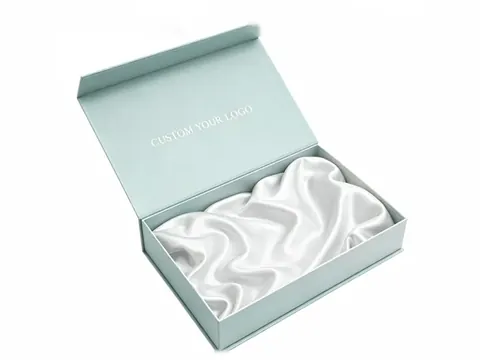 Mint Flip-Top Box with White Satin by Xinhua Pack Legend