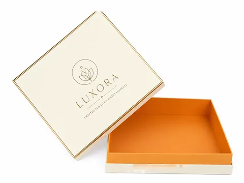 Cream Lid Box with Orange Interior by Xinhua Pack Legend