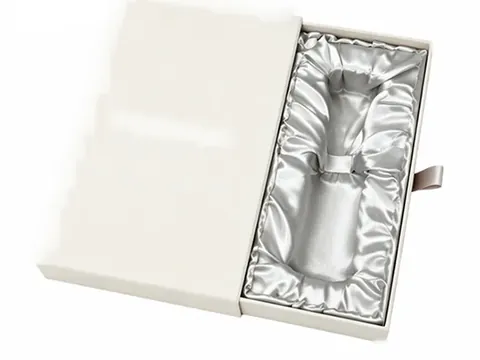 Ivory Drawer Box with Silver Satin by Xinhua Pack Legend